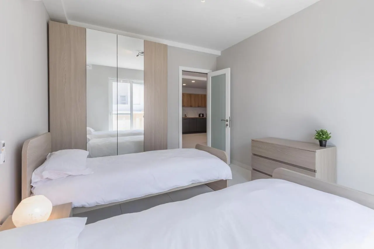 Your Home Away From Home - Top Floor Apt Close To The Beach & Entertainment Is-Swieqi Malta